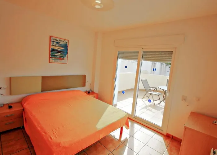 Vakantiehuis Canuta Mar 14- Two Story In