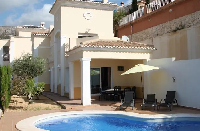 Vakantiehuis Canuta Mar 14- Two Story In *