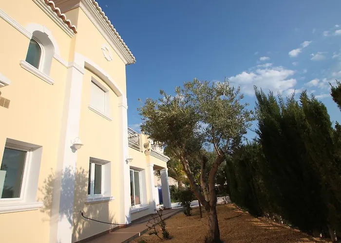 Vakantiehuis Canuta Mar 14- Two Story In